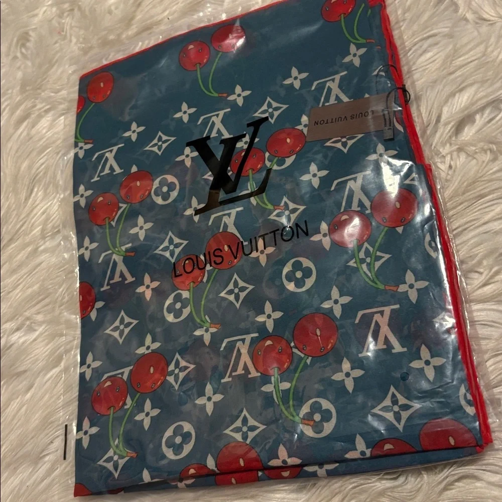 LOUIS VUlTTON 100% silk cherry print monogram scarf 40inchx40 custom made